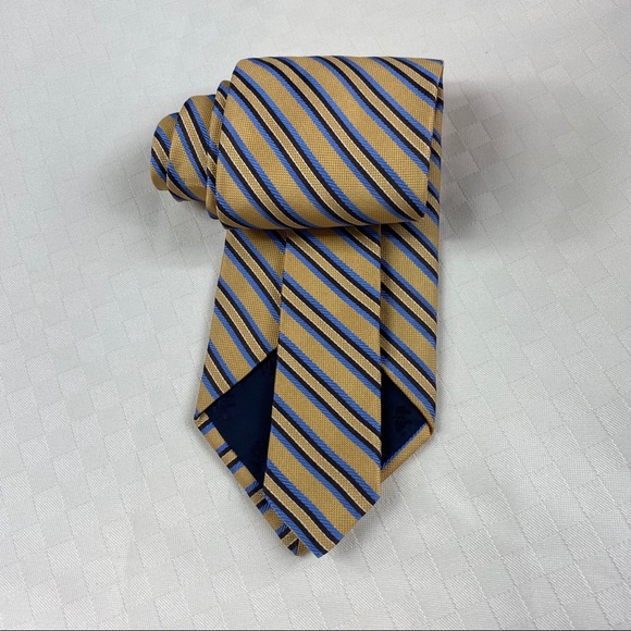 Brooks Brothers 100% Silk Tie - Picture 2 of 3
